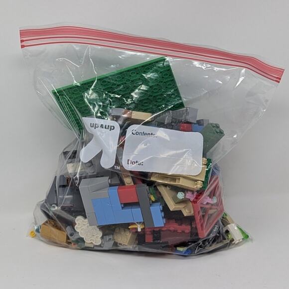 LEGO Assorted Bricks - Picture 2 of 2